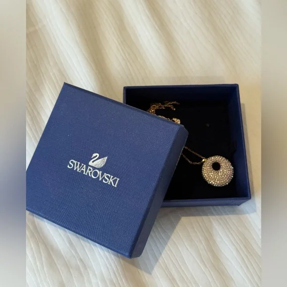 Original Swarovski Rose Gold Necklace - Picture 6 of 7